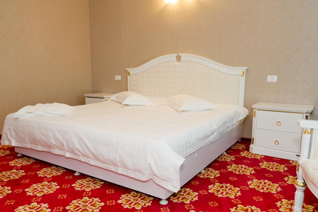 Complex Aristrocratos Hotel Mamaia Bagian luar foto