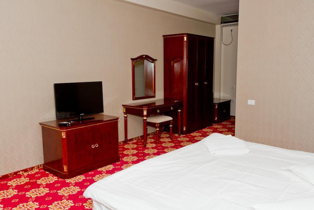 Complex Aristrocratos Hotel Mamaia Bagian luar foto