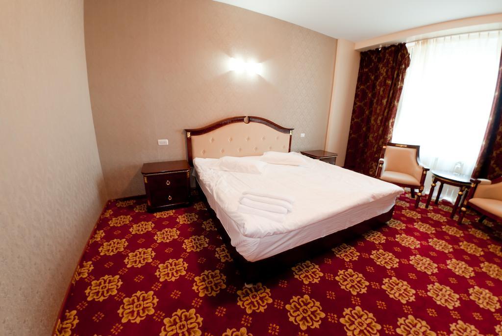 Complex Aristrocratos Hotel Mamaia Ruang foto